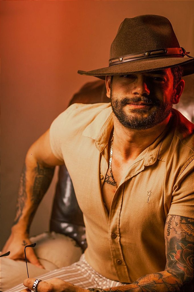 Chapéu Country Gusttavo Ferrugem - Premium Aba Curvada Sertanejo Autêntico